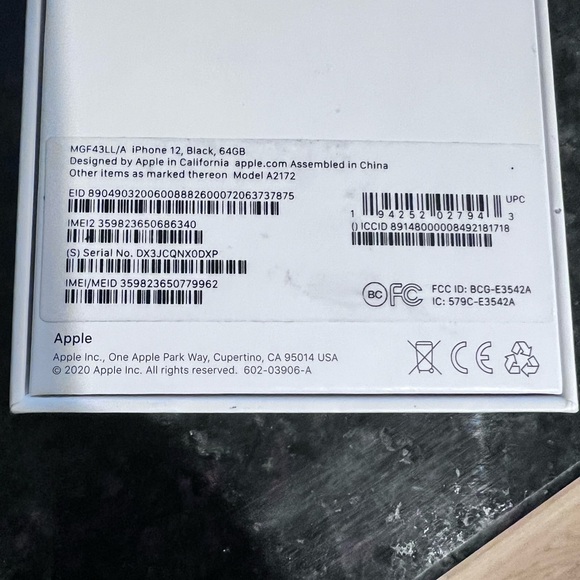 NEW Boxed IPhone 12 MGF43LL/A 64GB Apple iPhone Black Model A2172 New Unlocked - Picture 6 of 12